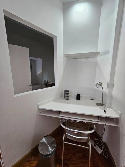 2 Amb Sobre Calle Corrientes Apartment Buenos Aires