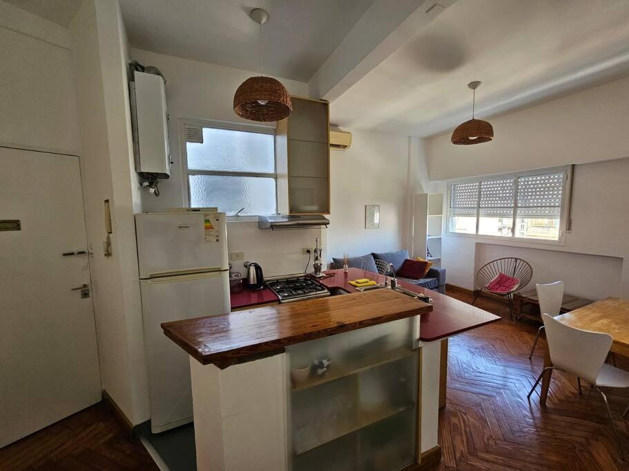 2 Amb Sobre Calle Corrientes Apartment Buenos Aires